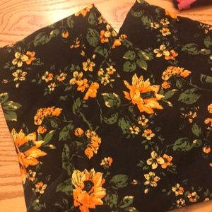 LulaRoe tall Curvy leggings floral